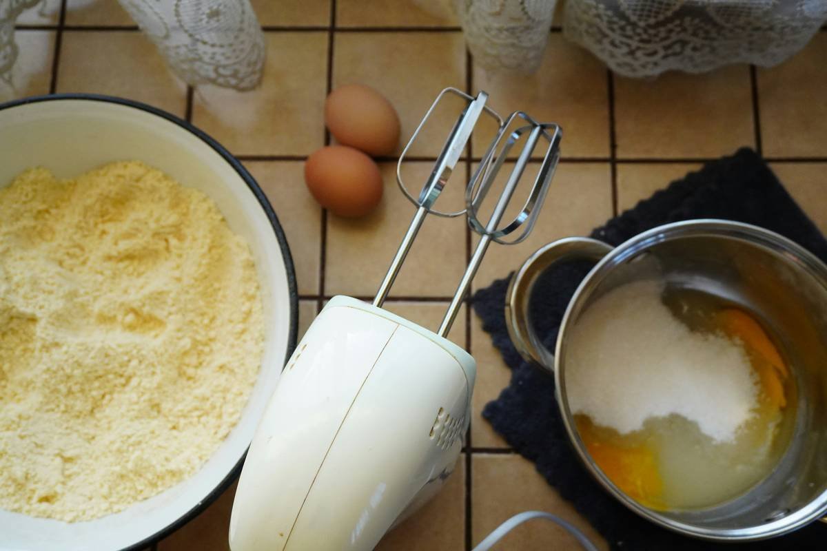 Easy Bread Making for Beginners: Your No-Stress Guide to Fresh Loaves with a Bread Machine